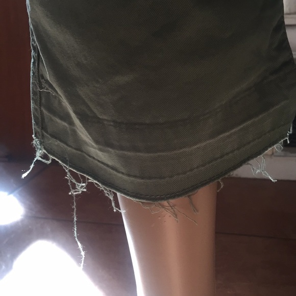 GAP Crop Kick Pants - Picture 2 of 5